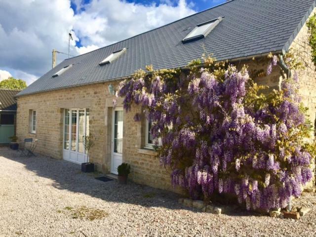 Ferme De Riou Vila Sainte-Mère-Église Exterior foto